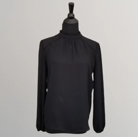 ❤️❤️FREE❤️❤️with any purchaseLoft Blouse - Picture 1 of 10